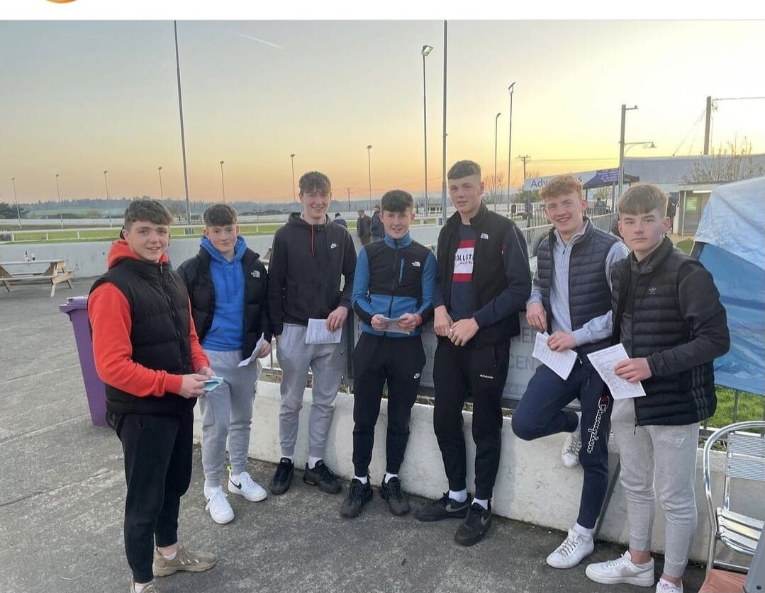 shelmaliers's tweet image. Shelmaliers Minors supporting their Team mate JP Fielding in fundraising for WX CBS Zambia Immersion Project 2023 
#Enniscorthy Greyhound Track #  @WexfordCBSGAA