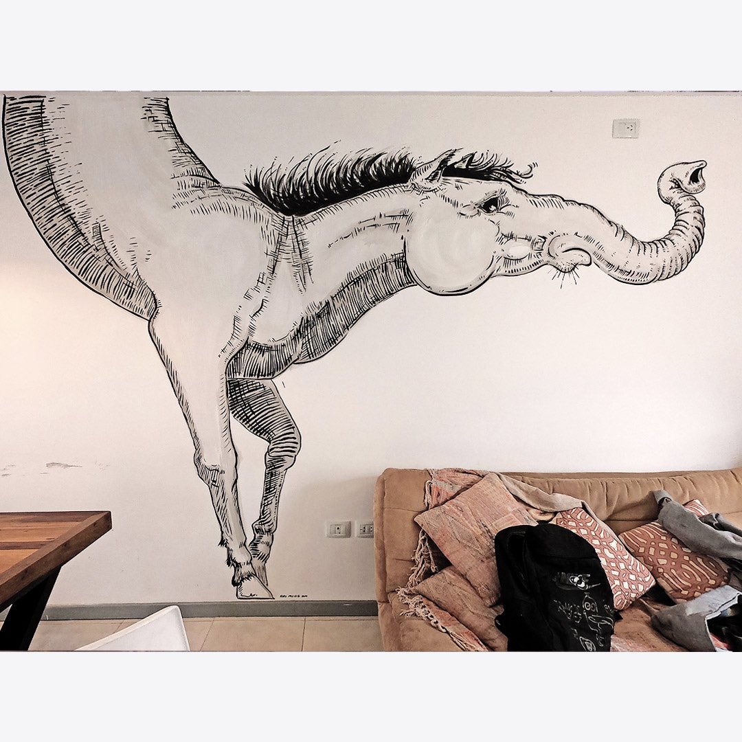 Eleballos/ Horsephants 🐴🐘
Painted on walls and playing in a carrousel #digitalart #streetart