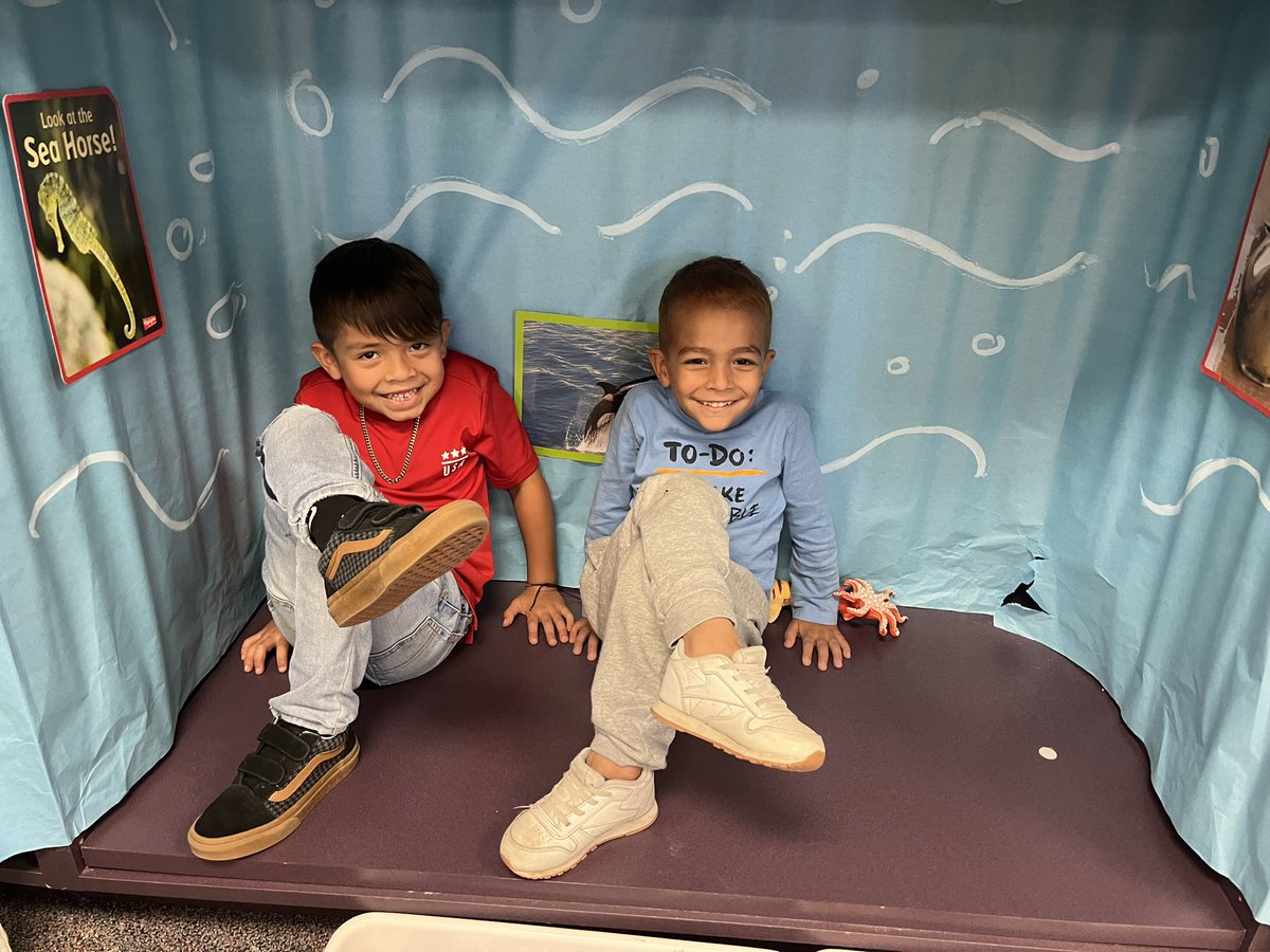 AmandaRileyMBE's tweet photo. Animals All Around! #mbebears2022 #LightTheWay #MBEisFamily
#prekexplorers #Prek4play
@HumbleISD_ECE @HumbleISD_MBE @AveryBalutaMBE https://t.co/pUnbYb8Sfq