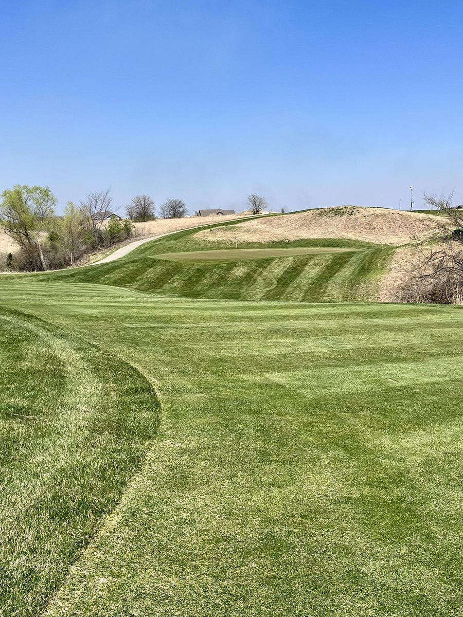 KStateMGolf's tweet photo. Our K-State Golf Short Course is looking 🔥!! Huge shoutout to @mattgourlaycgcs and his staff for always taking care of us and @KStateWGolf 👍🏻⛳️ https://t.co/UkxNQfFlR9