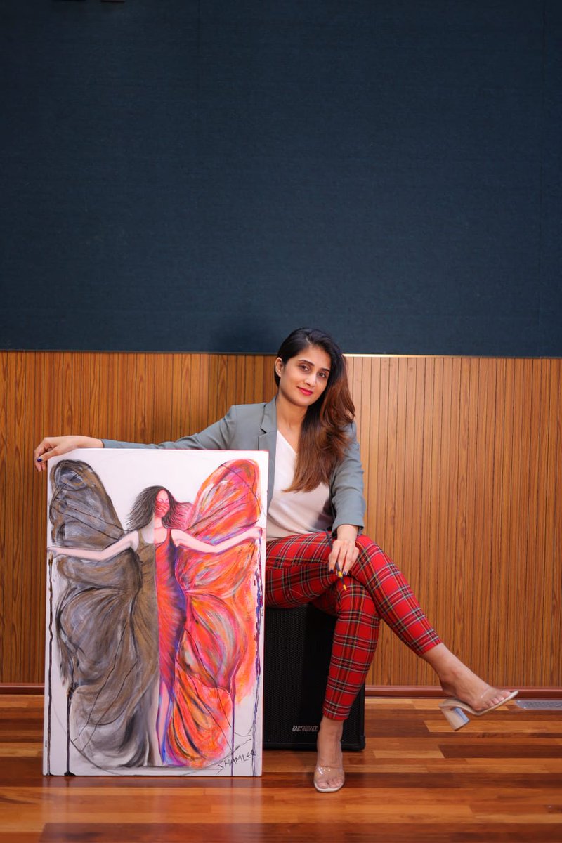 rameshlaus's tweet photo. National-award winning actress #Shamlee, best known for her remarkable performance in ace director Mani Ratnam's Anjali, has now begun to showcase her prowess as an artist as well!
Her commitment, relentless practice and tenacious attitude have now led her to create art that is original, expressive and straight from the heart!

@proyuvraaj