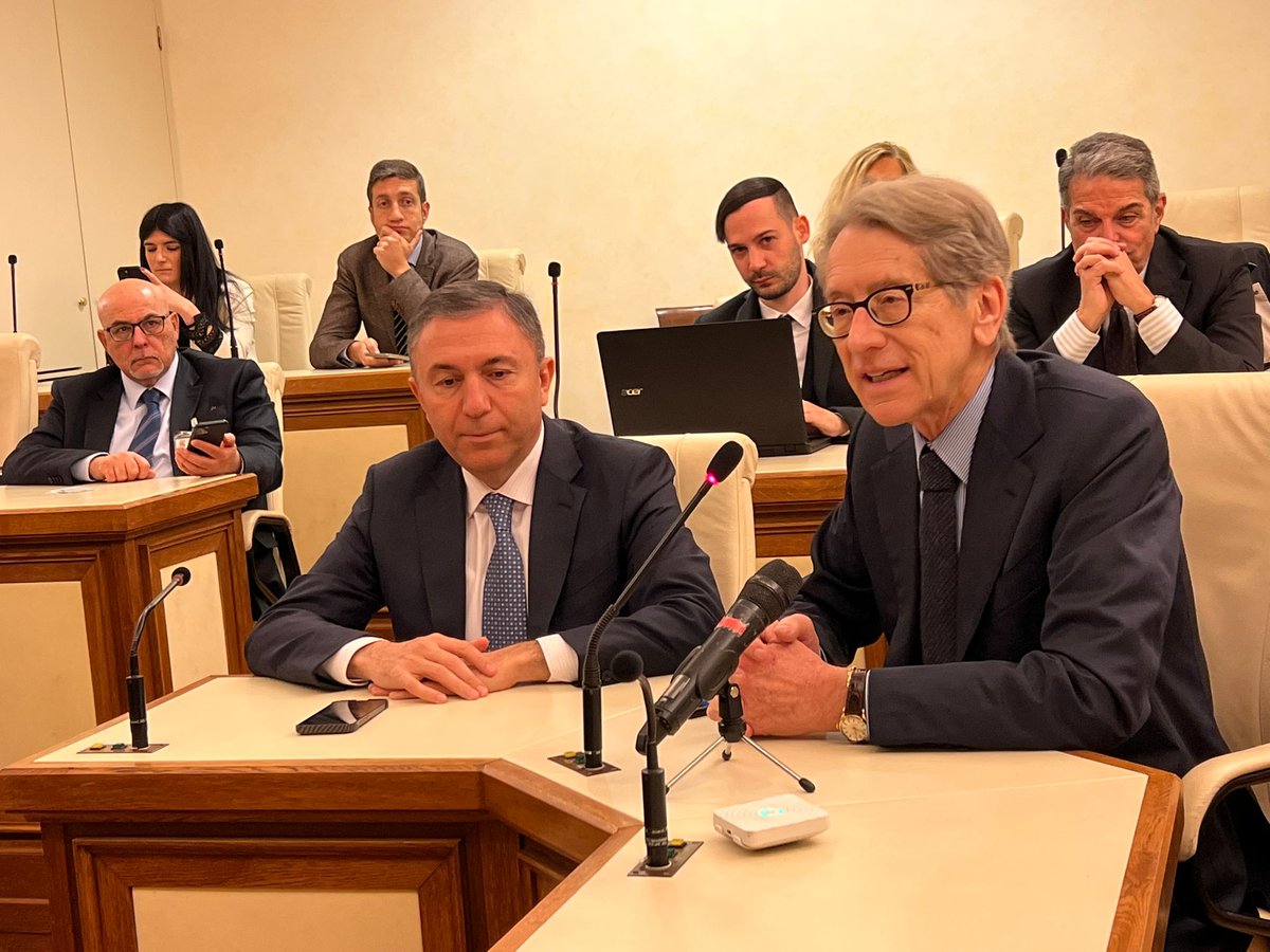 AmbasciataAZE's tweet photo. Oggi, presso @SenatoStampa, è stata presentata la nuova composizione del Gruppo di Amicizia #Italia-#Azerbaigian presso l’Unione Interparlamentare, successivo alla costituzione nella XIX Legislatura del #Parlamento della Repubblica Italiana. 
@Milli_Majlis @Montecitorio
🇦🇿🇮🇹 https://t.co/BhsO2NCjrJ