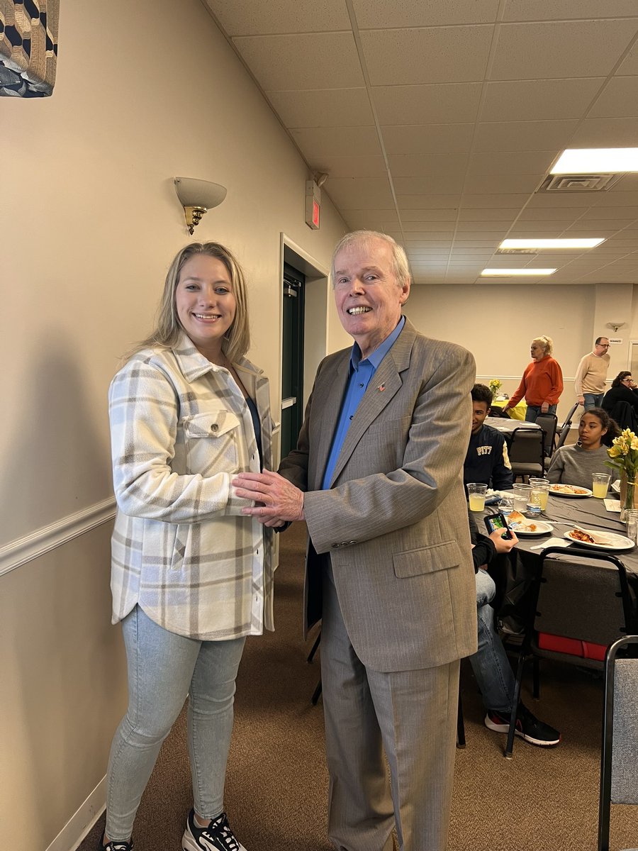 Ashley Vith tweet media