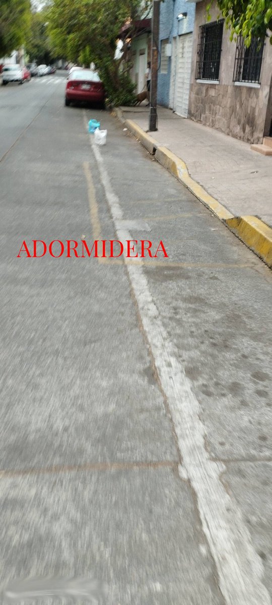 Buen día <a href="/MHcesac/">MH CESAC</a> ,<a href="/mauriciotabe/">Mauricio Tabe Echartea</a> <a href="/MHGOByJ/">Gobierno y Asuntos Jurídicos MH 2024-2027</a>  nos apoyan con el retiro de enceres en las calles de un hogar para nosotros  muchos apartan lugar o sacan sus mesas por qué les da permiso  ya sea el COPACO arceo o bayardi que se creen dueños de la colonia solo reciben el noche de Romo