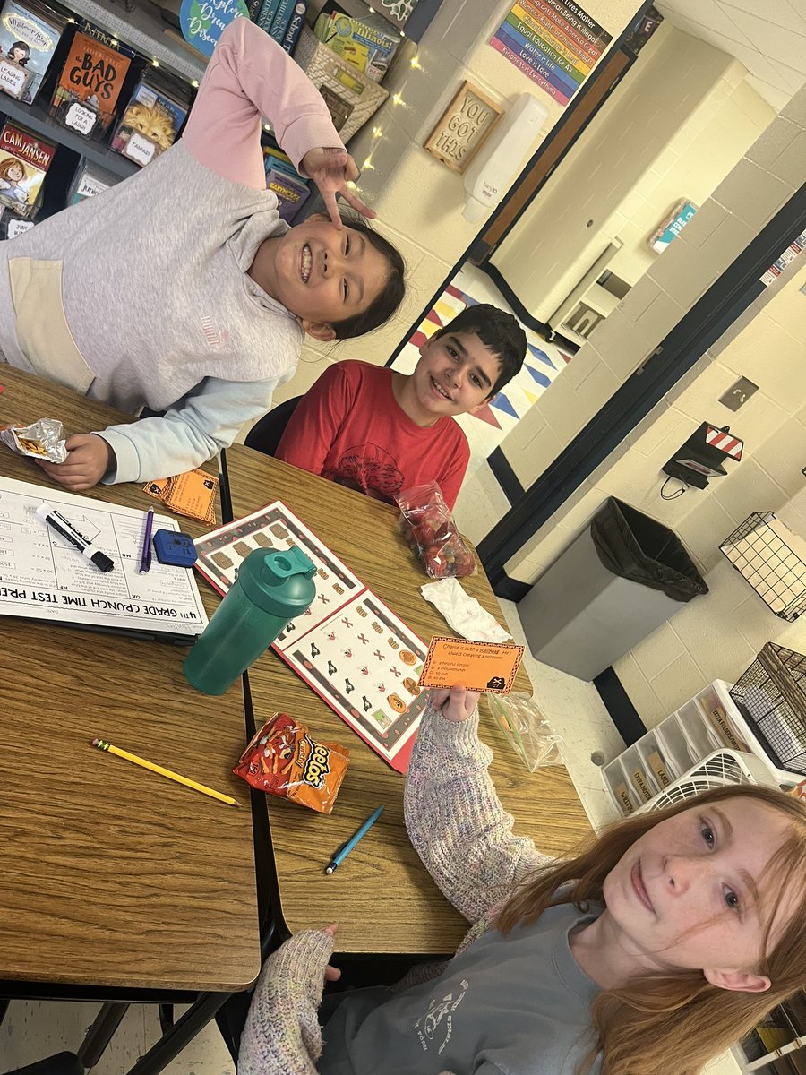 ImmermanInKings's tweet photo. The day before AIR test calls for lots of review games! We’re feeling ready to show what we’ve learned this year! 🥳 #KingsStrong https://t.co/nFwfoxi0wl