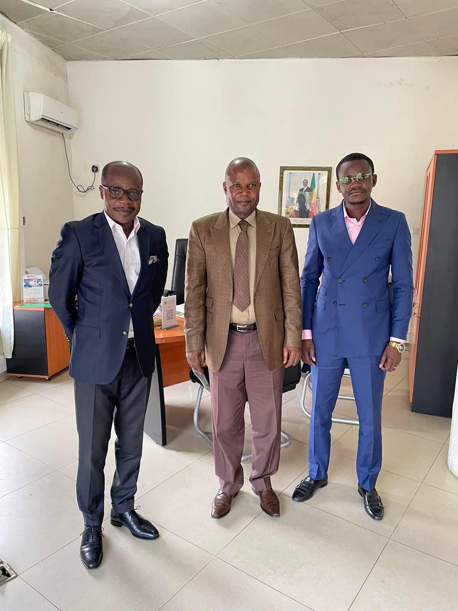 Kosalaafricapme's tweet photo. En mission à Pointe Noire, notre CEO M. @DexterOmono a eu une série  de rencontres avec les acteurs publics de l’écosystème entrepreneurial local. 

Des bons moments d’échange et de partages autour de l’amélioration des offres d’accompagnement proposées aux jeunes entrepreneurs https://t.co/ljHNySN0tP