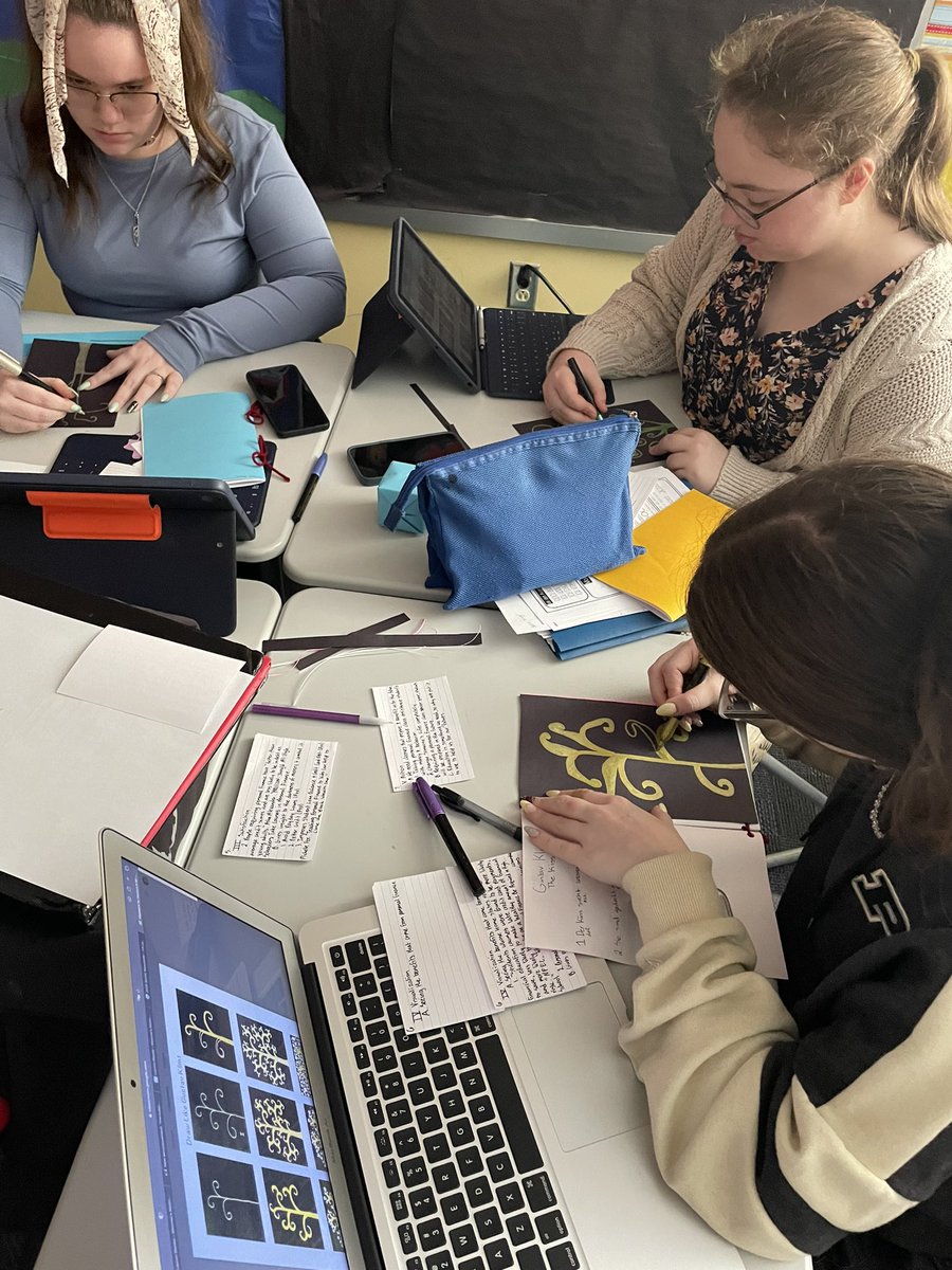 FrauMosser's tweet photo. German 4 has been studying well known German artists this quarter. Today we focus on Gustav Klimt’s golden age, and made our own versions of The Tree of Life https://t.co/Ik6uZyFY7v