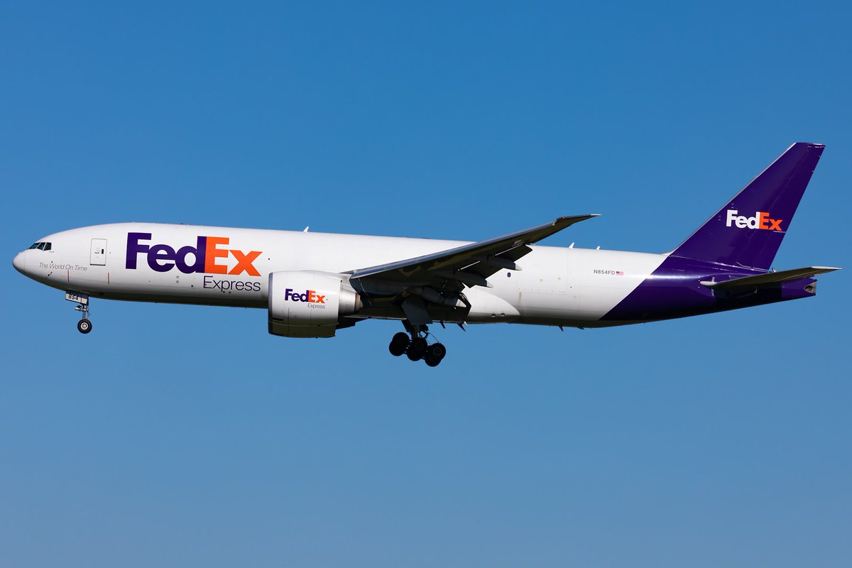 tawashi_plamo's tweet photo. #FedEx50
一番好きなカーゴエアラインなので、プラモでもどれか一機作りたいものです https://t.co/YSMKwnrdob