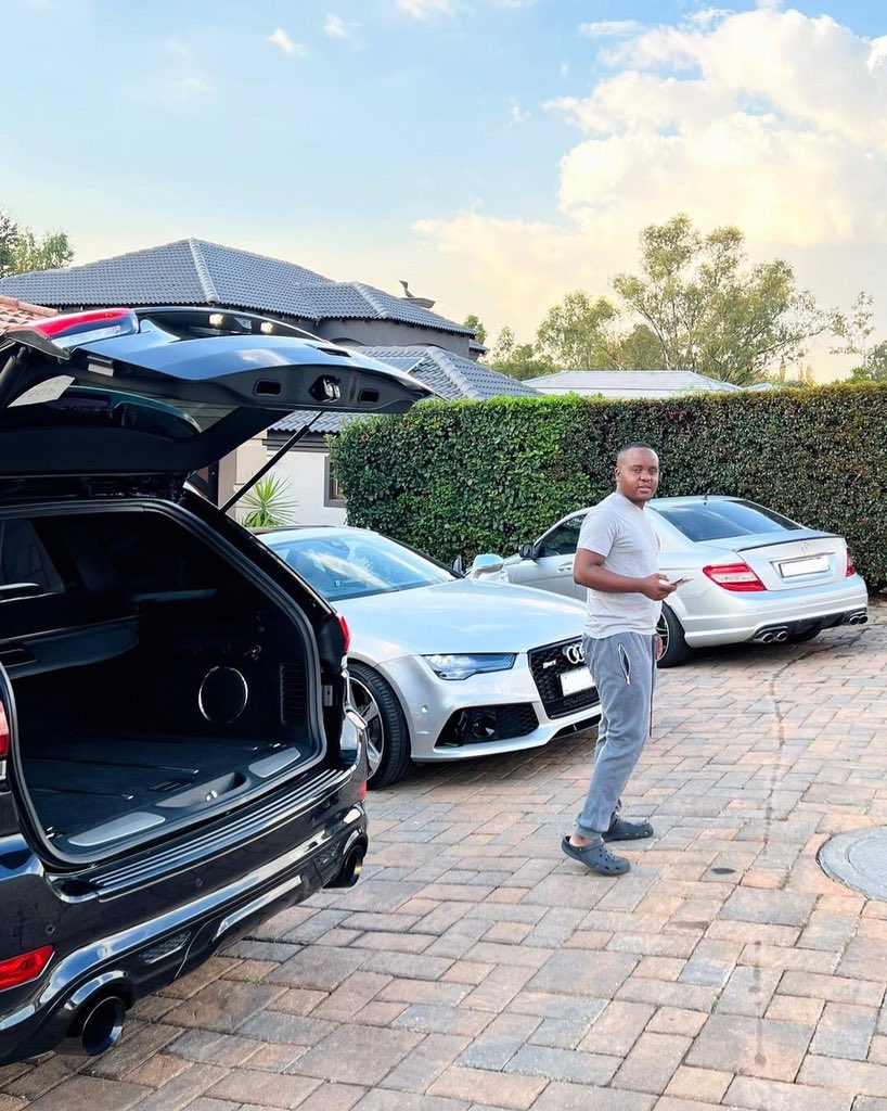 djcoach_sa's tweet photo. They never believed in us, but God did… 

#fbk #forexbrokerkiller #djcoach #jeep #SRT https://t.co/E0ml82s6ZA