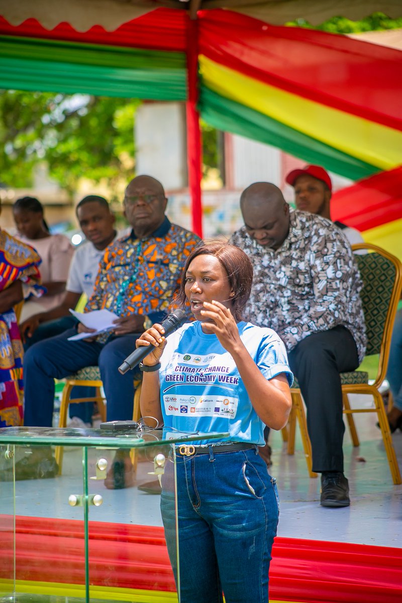LydiaQuarcoo's tweet photo. Addressing The Minister for Environment, Science, Innovation and Technology, Dr Kwaku Afriyie and other top diginitries at the Green Economy and Climate Change week in Accra, we are poised to change the narrative  plastic pollution in Ghana and the world.
Climatechangeisreal https://t.co/J2Jlji6GP8
