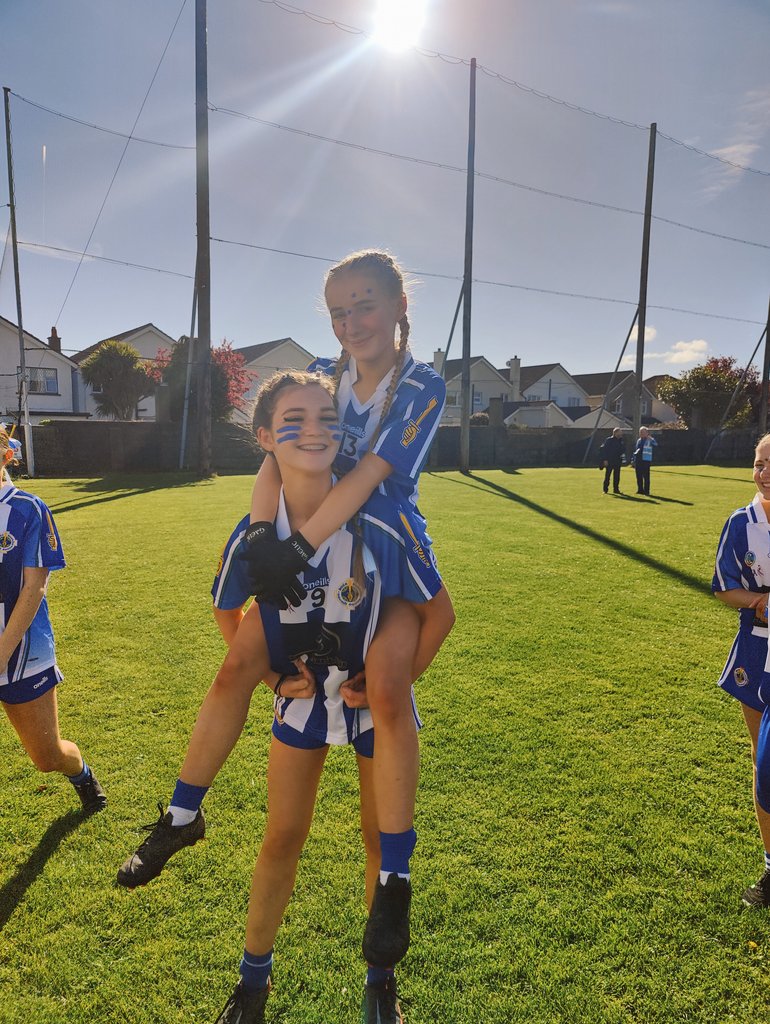 ShellClancy93's tweet image. The best #féileweekend with the best bunch of girls 💙🤍 

Super proud of the girls, not only for their performance &amp;amp; determination this weekend, but of their bond &amp;amp; friendship and the compassion they show each other on and off the field 🫶 #BodenAbú