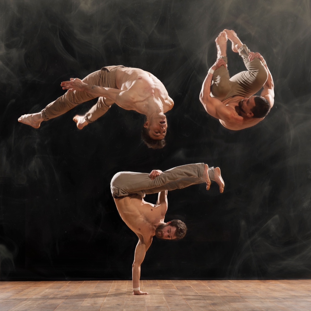 MarkhamTheatre's tweet photo. Happy National Dance Week! Over the years, we have had some incredible dance performances take our stage by storm! Which one was your favourite? 
⠀
.
.
.
.
#nationaldanceweek #danceweek #dance #ballet #markham #visitmarkham #performance #physicaltheatre https://t.co/bHBBBuGCaU