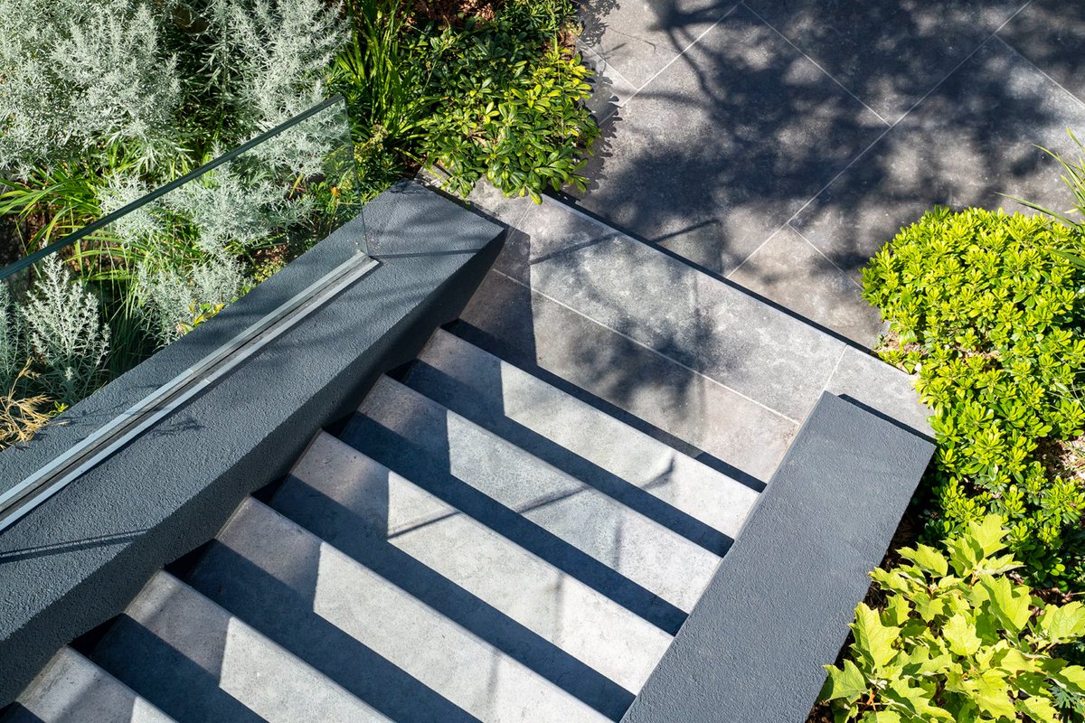 A #question which we hear from customers a lot around #stone #steps is, Are they slippery? A straight forward question, yet an incredibly important one for any #outdoor #landscaping project. Here, we look in depth at some answers:

stoneworld.co.uk/faqs/are-stone…