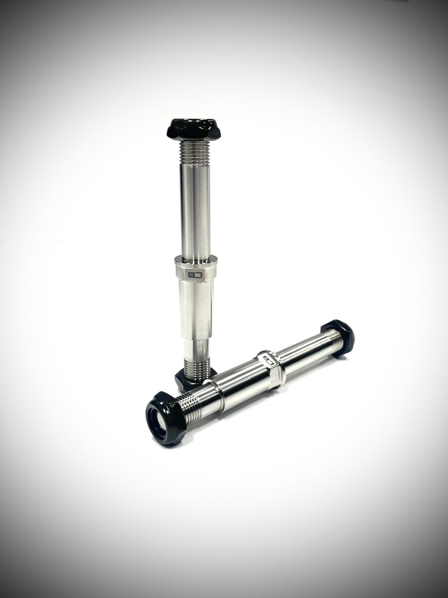 87SPEED_LLC's tweet photo. 🔩NEW PRODUCT🔩
We are now offering RR shock studs for 31” bars! We’ve had a lot of demand for these the past few months, check it out here👇🏼
📍https://t.co/DRIhJtXNI3📍
#MADEINTHEUSA
#87TITANIUM
#87SPEED https://t.co/9PGcSzfSTy