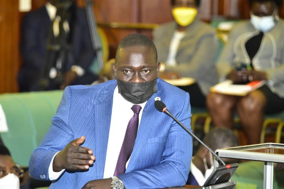 AfricaTembelea (@africatembelea) on Twitter photo Bukooli Central MP Solomon Silwanyi raised a concern during #plenaryug that 🇺🇬 Deputy Attorney General <a href="/KafuuziJackson/">Hon Jackson Kafuuzi</a> wrote to President <a href="/KagutaMuseveni/">Yoweri K Museveni</a> advising him not to sign the Anti-Homosexuality Bill 2023 that was passed on 21st March 2023.
📸 <a href="/Parliament_Ug/">Parliament of Uganda</a> Bukooli Central MP Solomon Silwanyi raised a concern during #plenaryug that 🇺🇬 Deputy Attorney General <a href="/KafuuziJackson/">Hon Jackson Kafuuzi</a> wrote to President <a href="/KagutaMuseveni/">Yoweri K Museveni</a> advising him not to sign the Anti-Homosexuality Bill 2023 that was passed on 21st March 2023.
📸 <a href="/Parliament_Ug/">Parliament of Uganda</a>