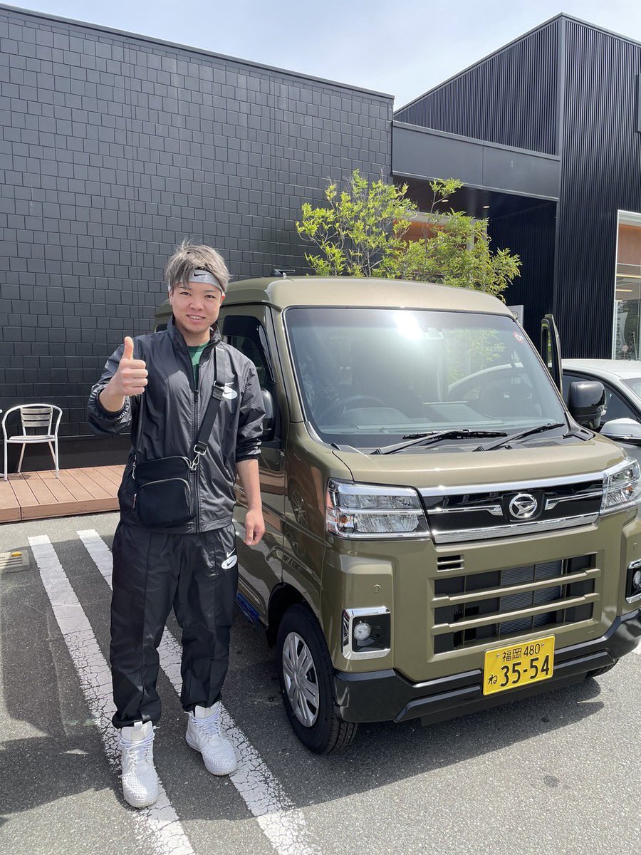 FK_PLcoating7's tweet photo. やっとコーティングデモカー
納車しました！
まずは新車の状態確認を後日
動画にまとめます！
新車だから大丈夫なのか
実はすでに汚れや傷があるかもしれません！ https://t.co/xN5WeGXQAL