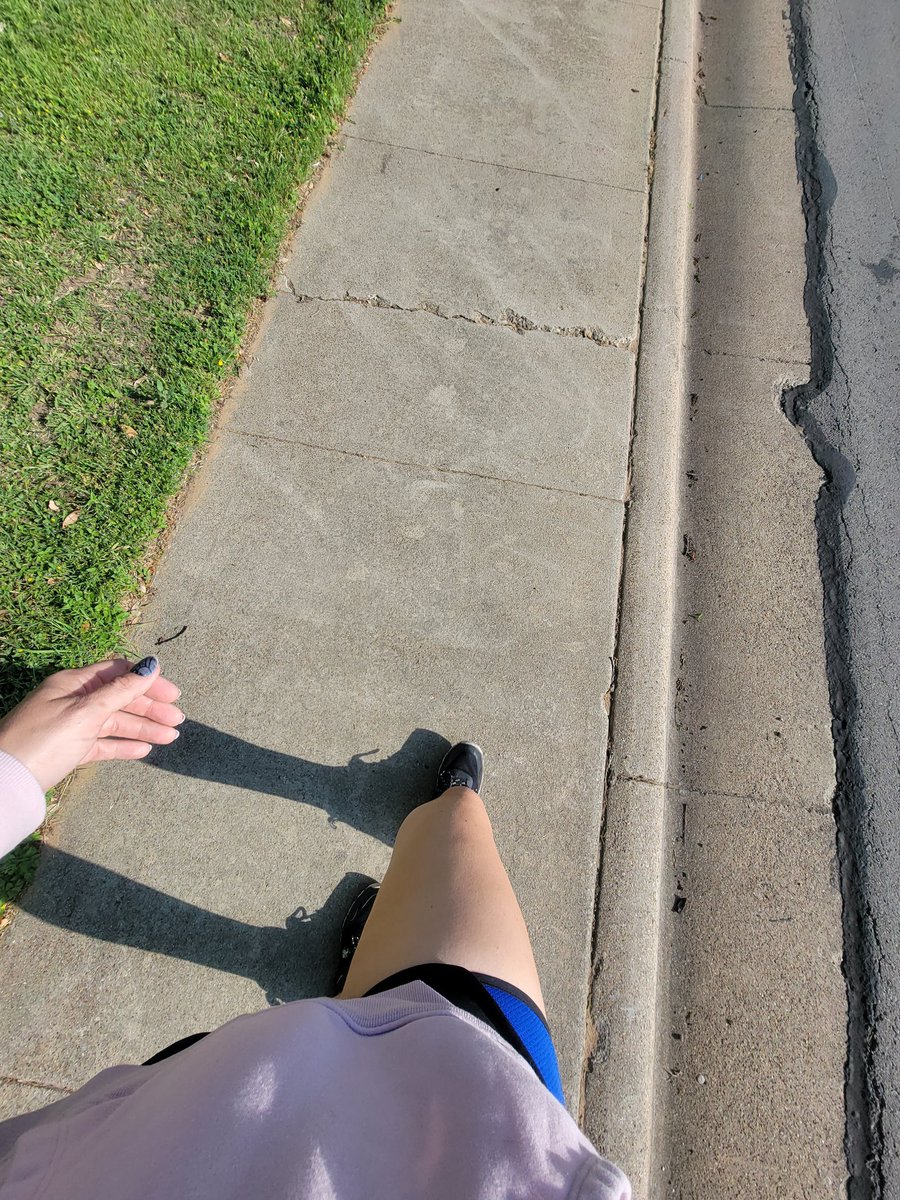 justdjjenny's tweet photo. Another beautiful morning walk to start the day off right! โ๏ธ๐ #tuesdayvibe #sunshine #springtimeintexas #JustJenny https://t.co/yb9FeJ2m6k