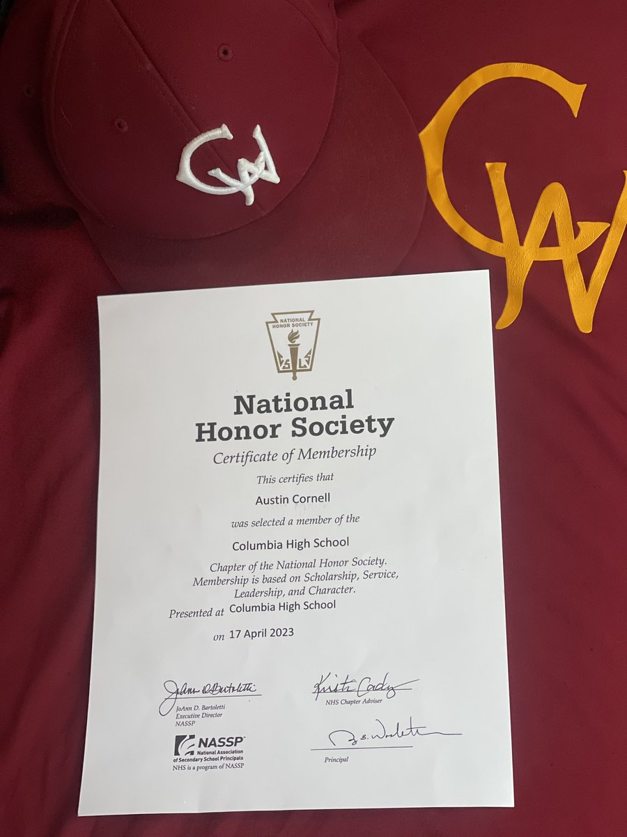 AustinCornell54's tweet photo. I was honored to be inducted into Columbia High schools National Honor Society last night https://t.co/vY8wO9b0i4