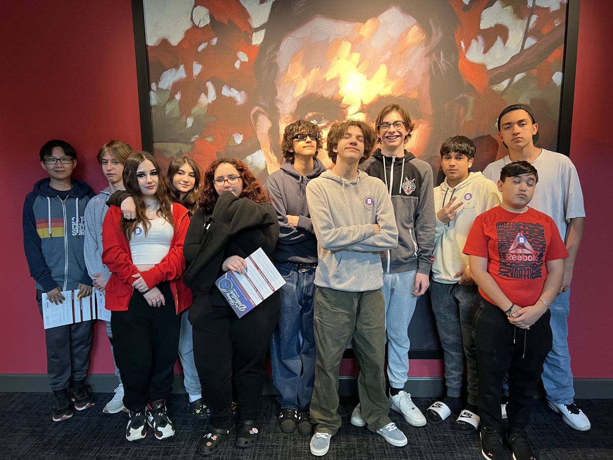 WDJH106's tweet photo. Panthers enjoying the Lincoln Museum. #wdsd7 https://t.co/yvZzWV9owz