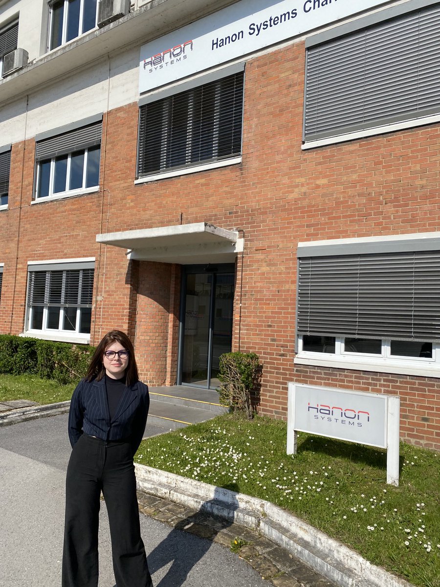 khartab's tweet photo. 2ième visite d’alternance chez #HanonSystems a été absolument passionnante !👏BRAVO à Chloé pour son implication👊👀📈 & énorme merci à Mme CHIALANDO pr son accueil🌟& les échanges tellement enrichissants💬🤝ds cette entreprise de renom🌐👍#FierDeNosEtudiants #iut #B_U_T #HSE https://t.co/s0BXYNk8dc