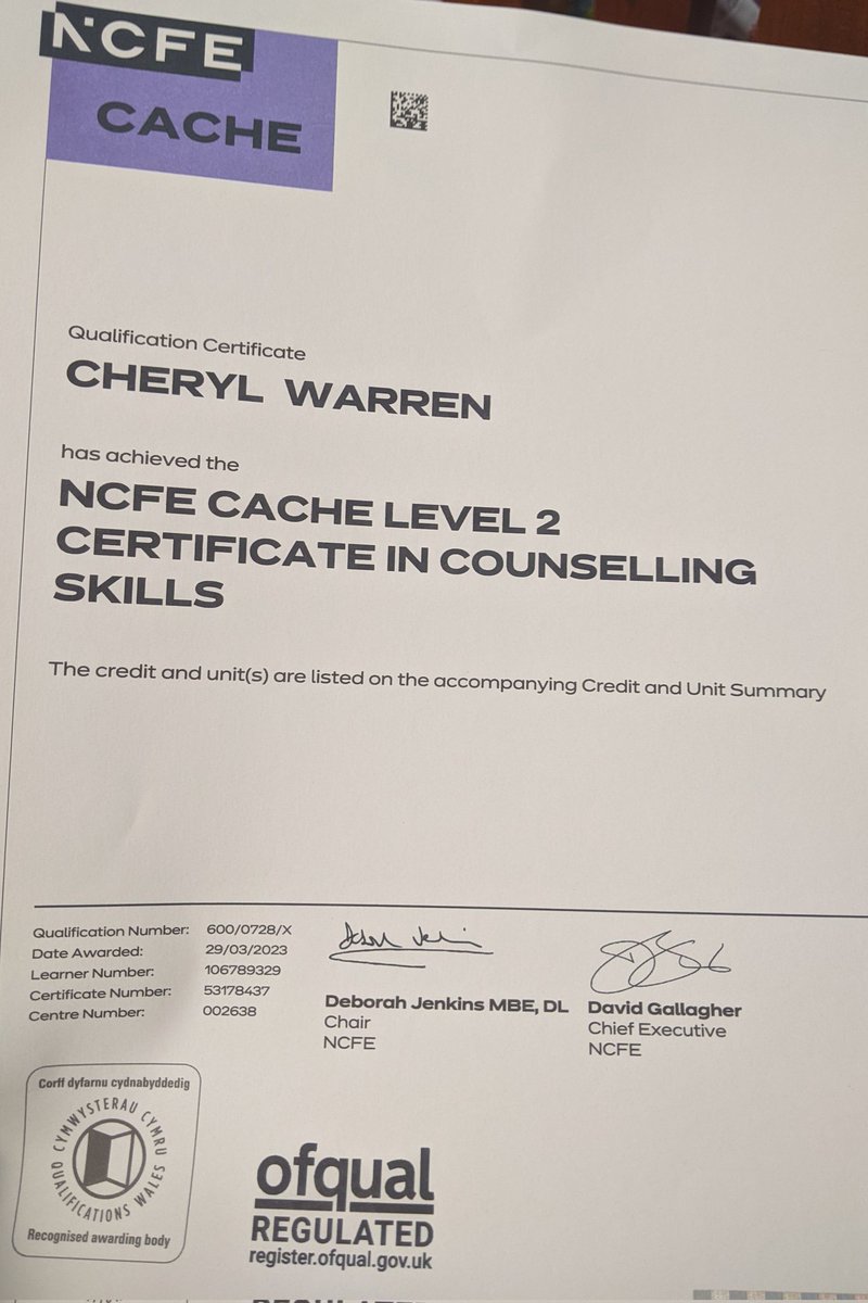 CherylWarren3's tweet photo. #learningWithLCG Thoroughly enjoyed this starter course into counselling. Currently completing the domestic abuse course. Would highly recommend. https://t.co/yO64yF8JBk