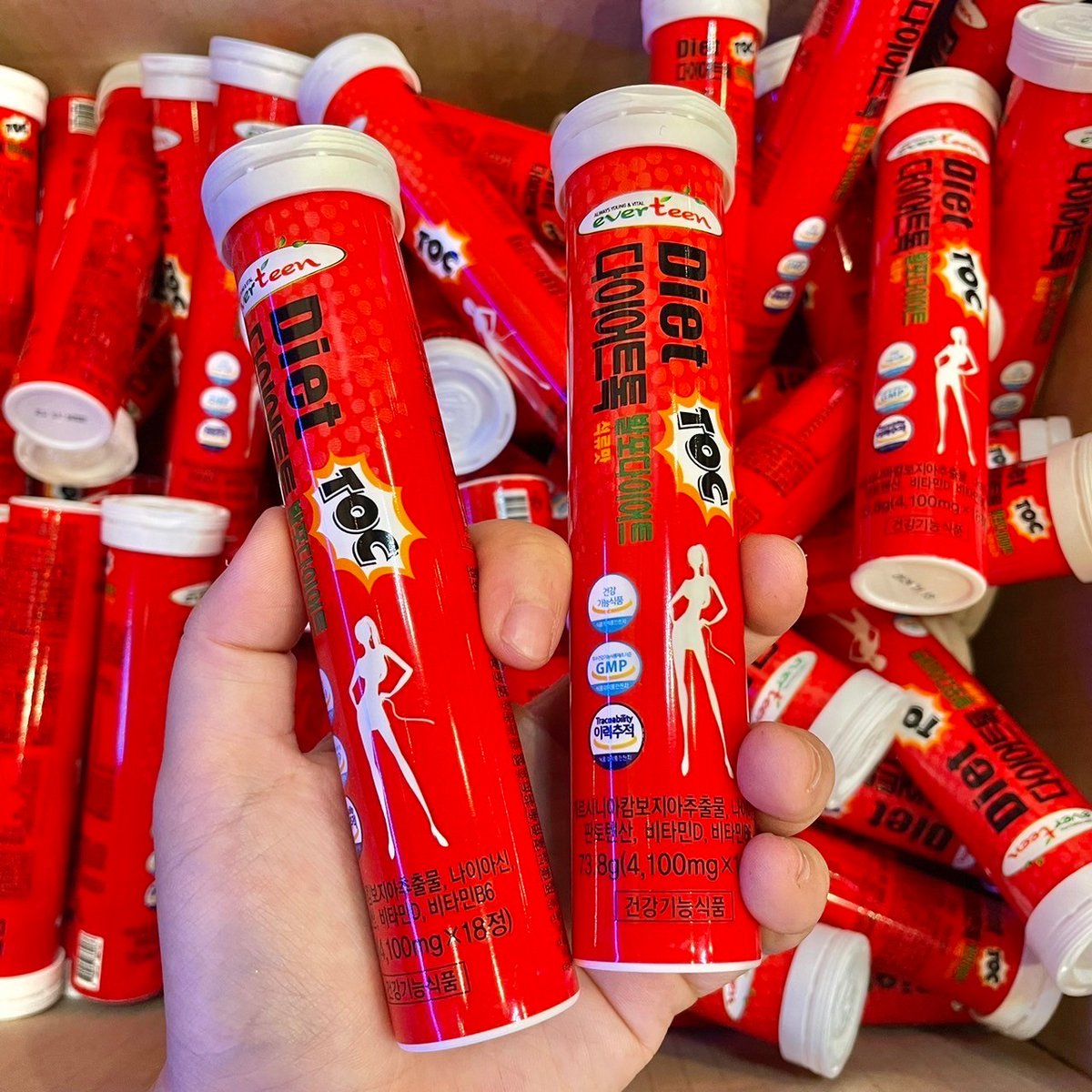 WORDSHOPP's tweet photo. เม็ดฟู่สลายไขมัน เร่งเผาผลาญ EverSlim/Diet Toc.สูตรเพิ่ม HCA ในการยับยั้งการสร้างไขมัน และลดการสะสมไขมันดีกว่าเดิม เห็นผลไวกว่าเดิมปลอดภัยไร้ผลข้างเคียง แค่ขยับตัวก็เหมือนได้ออกกำลังกาย🍋
🍋มี2รส เลม่อนและทับทิม🍋
 2หลอดส่งฟรี #เม็ดฟู่สลายไขมัน #เร่งการเผาผลาญ https://t.co/gYNyh3sdNK
