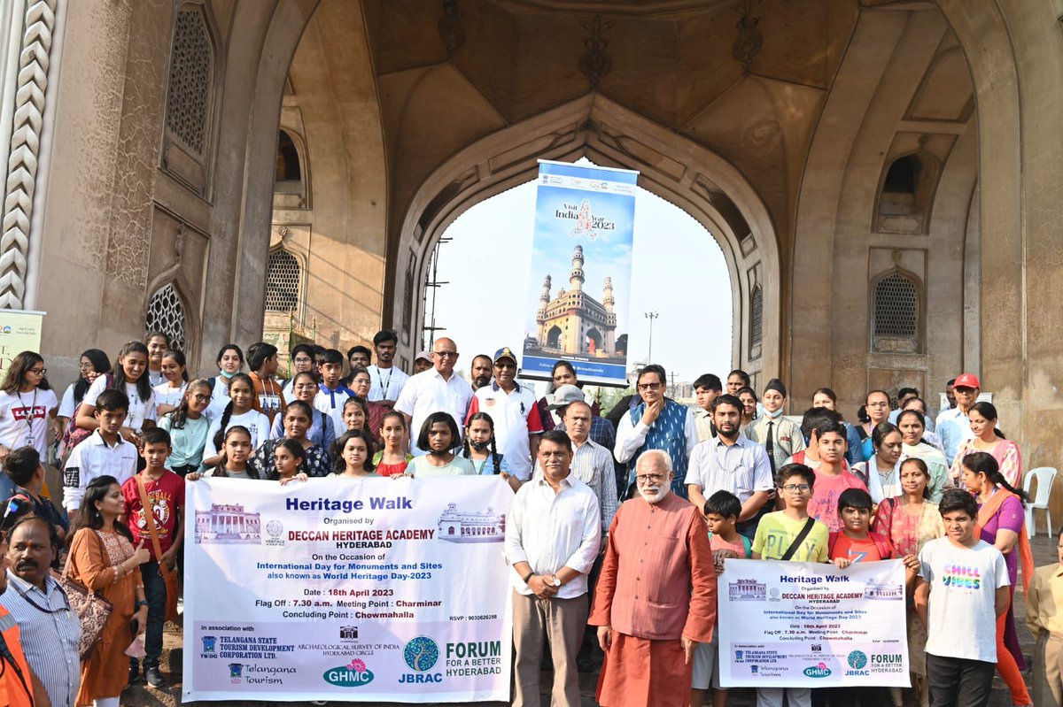 VedakumarManik1's tweet photo. “HYDERABAD HERITAGE WALK-2023”  by 
DECCAN HERITAGE ACADEMY,HYD.
in association GHMC,TSDC,ASI,,TSTDC,JBRAC&amp; FBH from Charminar 
FLAG OFF by Aravind Kumar,IAS,Special Chief Secretary, MA&amp;UD and presided by 
Er. Vedakumar,chairman,DHA.
Participants are govt officials&amp;civil society. https://t.co/aODqhbopso