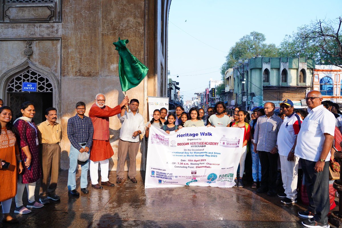 VedakumarManik1's tweet photo. “HYDERABAD HERITAGE WALK-2023”  by 
DECCAN HERITAGE ACADEMY,HYD.
in association GHMC,TSDC,ASI,,TSTDC,JBRAC&amp; FBH from Charminar 
FLAG OFF by Aravind Kumar,IAS,Special Chief Secretary, MA&amp;UD and presided by 
Er. Vedakumar,chairman,DHA.
Participants are govt officials&amp;civil society. https://t.co/aODqhbopso