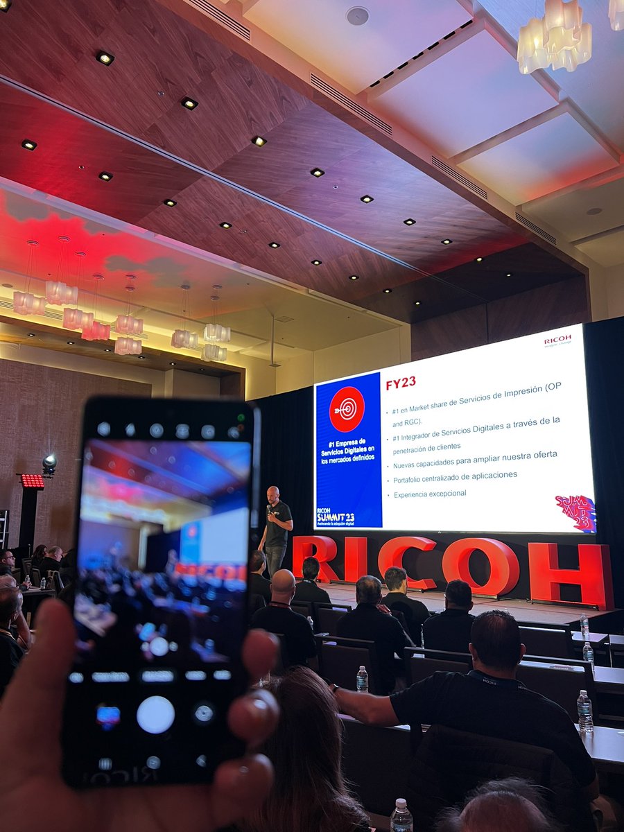RicohLA's tweet photo. Iniciamos nuestro RLA LIVE, de la mano de @doimperio. 
#RicohSummit23 https://t.co/aejXFU8ugF