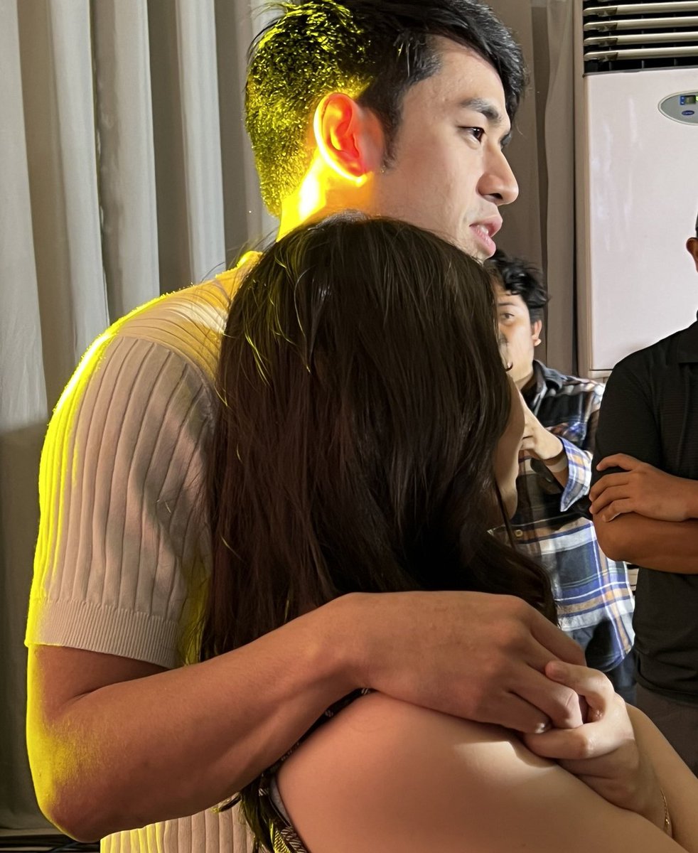 manoknacube's tweet photo. [CONFIRMED ‼️] Actress Barbie Forteza and Actor David Licauco couple announced marriage on October 5, 2023, their wedding will be held privately with family and close relatives attending. 

#BarDa 
#DavidLicauco 
#BarbieForteza 
#TWYLAMThanksgiving https://t.co/CeBePkuJhs
