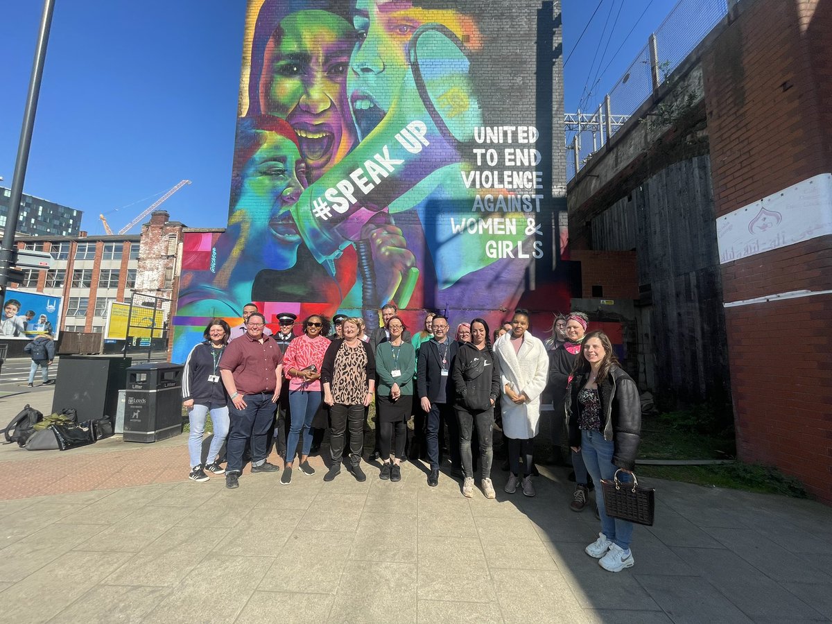 🟪Official reveal of the #United To End Violence Against Women & Girls mural TY 2 @hazard0ne & @getawaygirlslds @womenfriendlyls @ResourceCen @SaferLeeds #ArtAndActivism 🟪StreetArt is about social & cultural issues, creating awareness, provoking public conversation #EndVAWG🟪