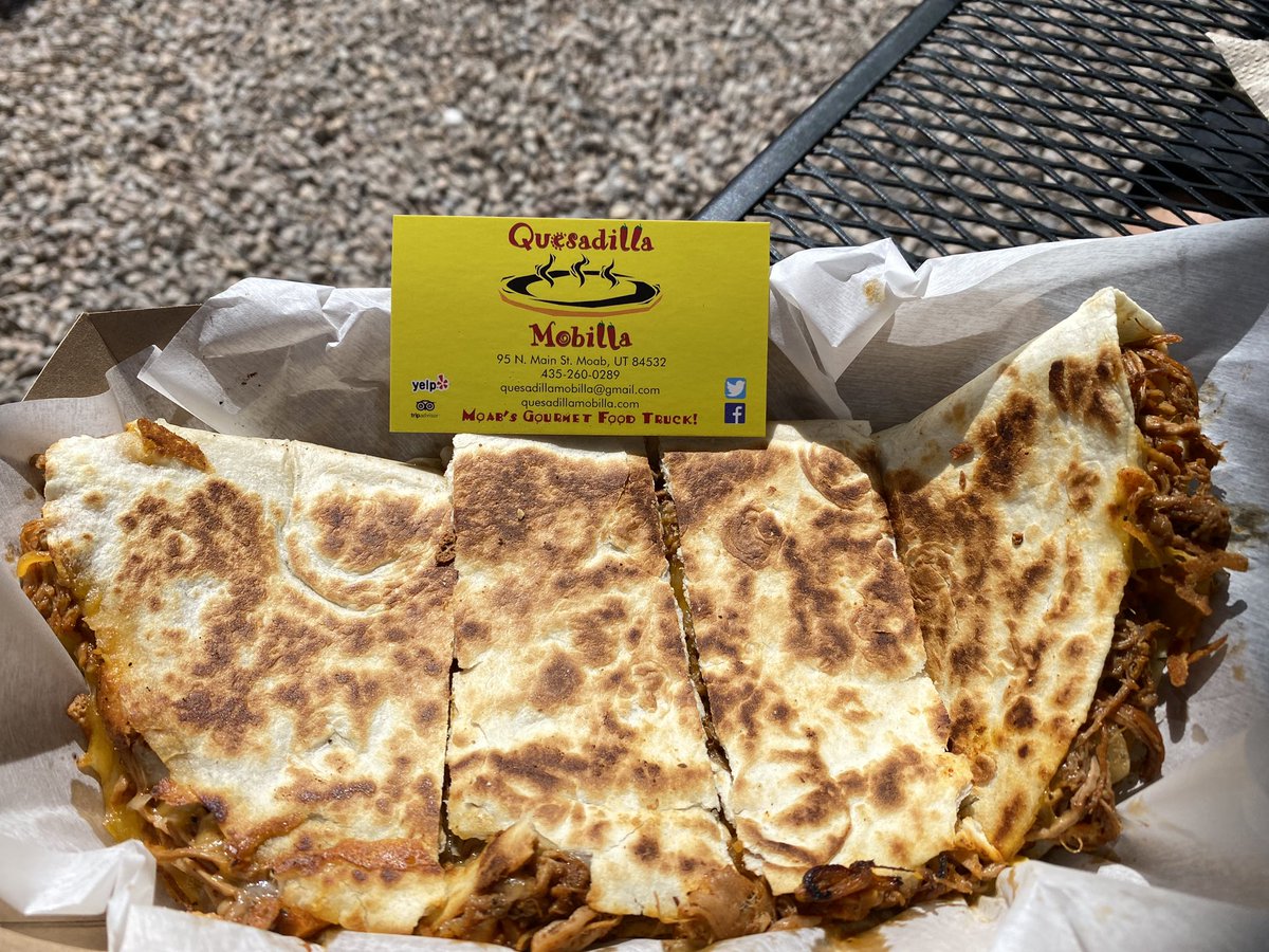 jhallfamily's tweet photo. #quesadillamobilla delicious fuel for Slickrock, Big Mesa and Klondike ridge! #moab #slickrock #bigmesa #klondikeridge https://t.co/AIrjItIB5r