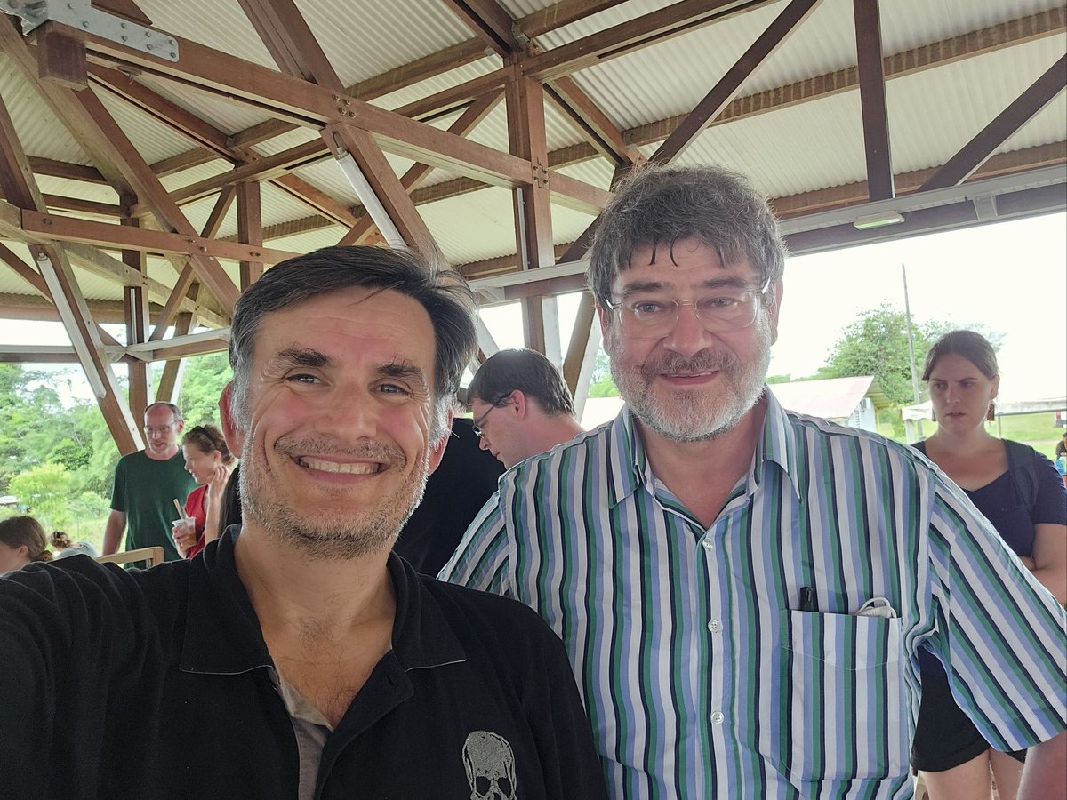 Animation de stand dans le village de Cacao, Guyane française. #JUICE @univamu 
De belles collaborations à venir.