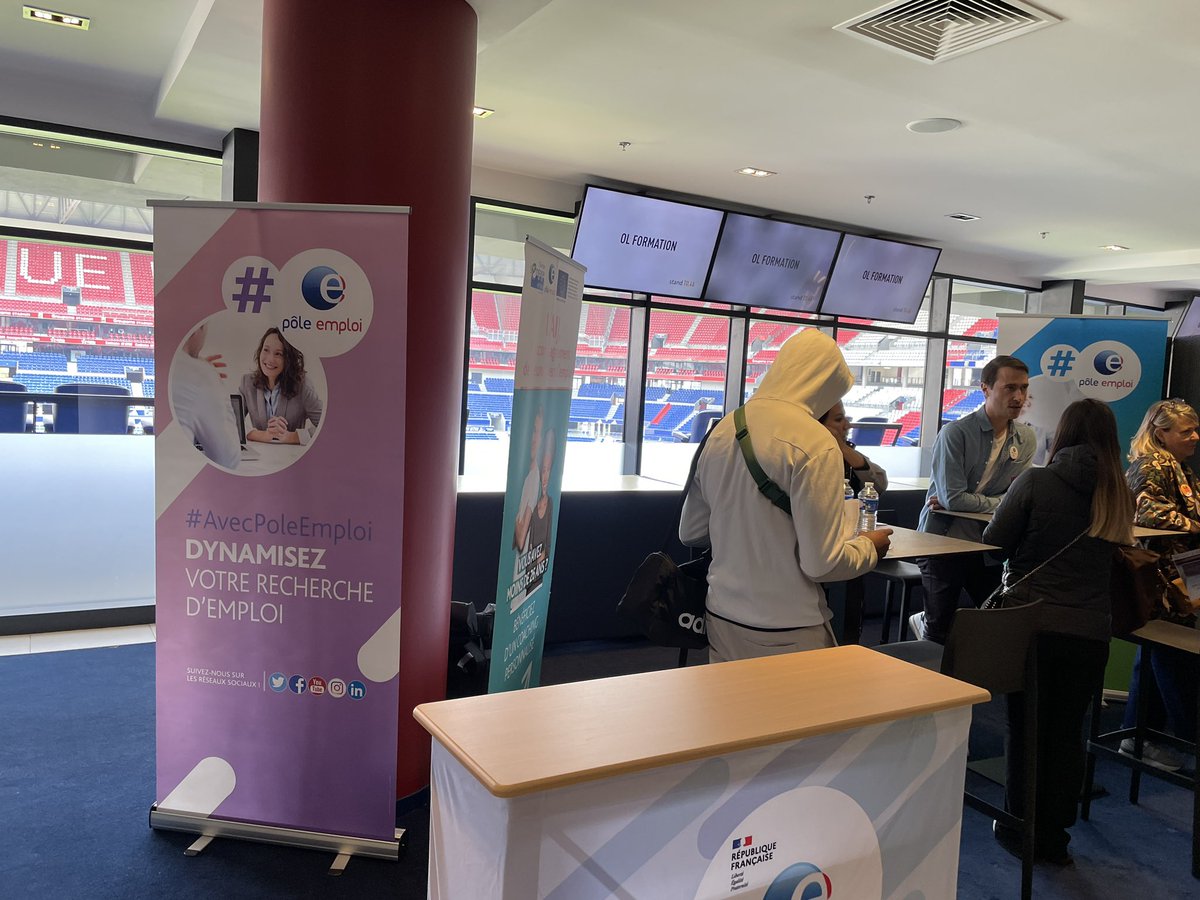 Le forum Alternance et Apprentissage au @GroupamaStadium c’était l’événement à ne pas rater aujourd’hui pour les lycéens Avenir Pro en quête d’une entreprise pour la rentrée prochaine !! @OLfondation @poleemploi_ara @J_Sanfilippo @poleemploioullins @audegoupilleau