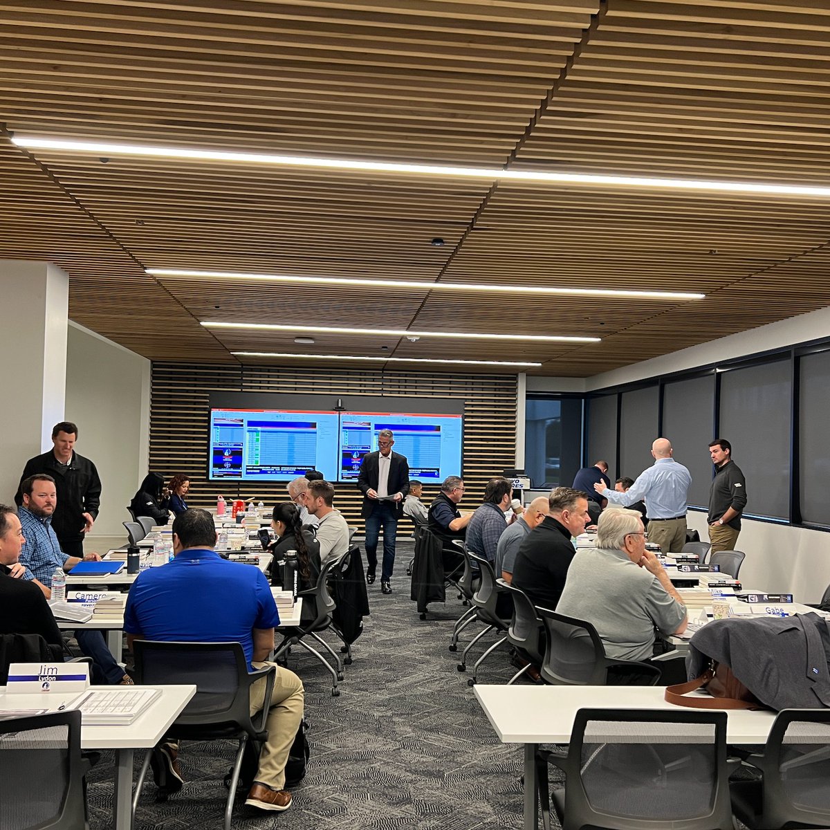 AA_Leadership1's tweet photo. Take a look at these photos from our recent Leadership Academy with Toyo Tires! 

Thank you to everyone who participated for being so open to learn and grow. To find out how your company can book a Leadership Academy with us, click on the link below:

https://t.co/sLa0uDyN3v https://t.co/pIYTyATAxp