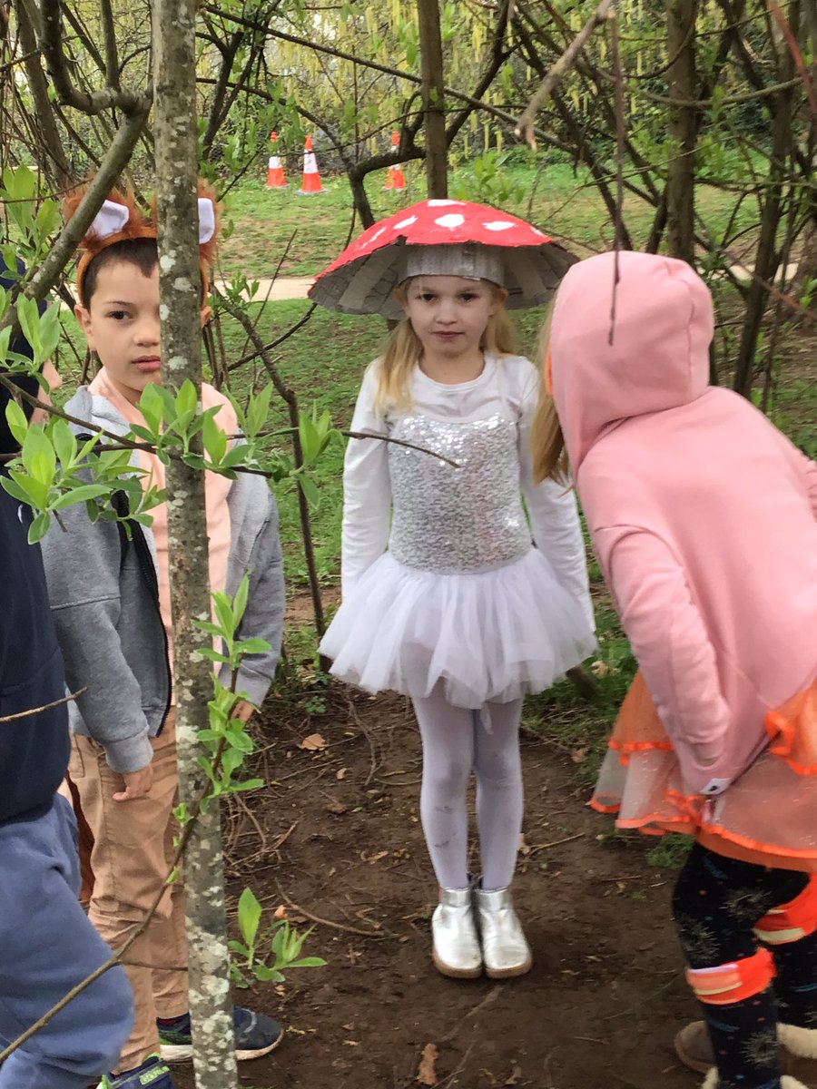 gilwern_school's tweet photo. GilwernYear2 launched their topic today by acting scenes from their book “The last wolf” by #minigrey, building secure shelters and designing/creating clay tree faces. An exciting term ahead for our #enterprisingcreativecontributors #expressivearts https://t.co/h9wEgo8W1y