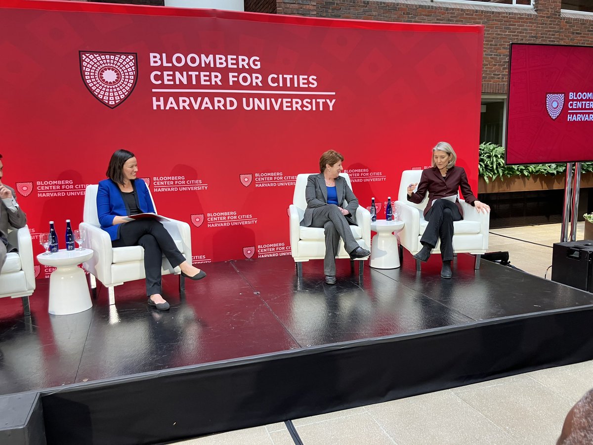 James Anderson (@jamesanderson) on Twitter photo “Building capacity in city halls is really important to helping cities thrive, which is critical to helping humanity thrive. “ — <a href="/AmyCEdmondson/">Amy Edmondson</a> “Building capacity in city halls is really important to helping cities thrive, which is critical to helping humanity thrive. “ — <a href="/AmyCEdmondson/">Amy Edmondson</a>