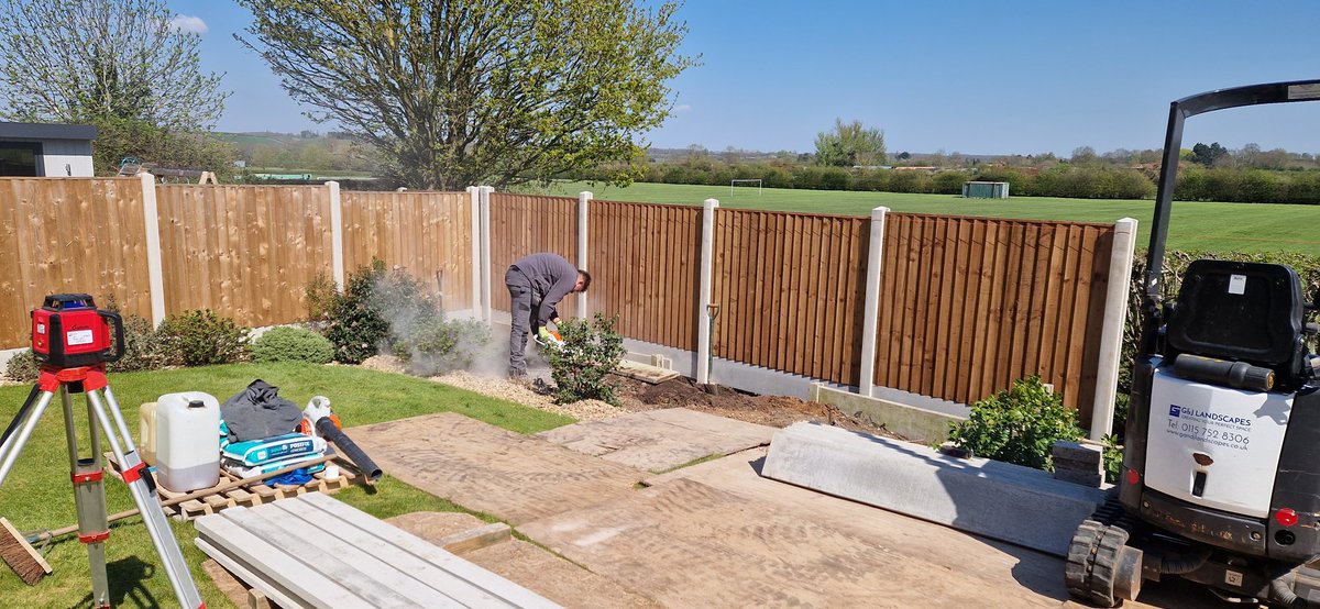GandJLandscapes's tweet photo. Great team effort today 👏  Saved some back pain by using our trusty auger 😃 #Nottingham #landscaping #gardedesign #Eastleake #Creatingyourperfectspace https://t.co/ACv8ewCRCD https://t.co/6p0tuwsmo1 https://t.co/akPtGAFaJi