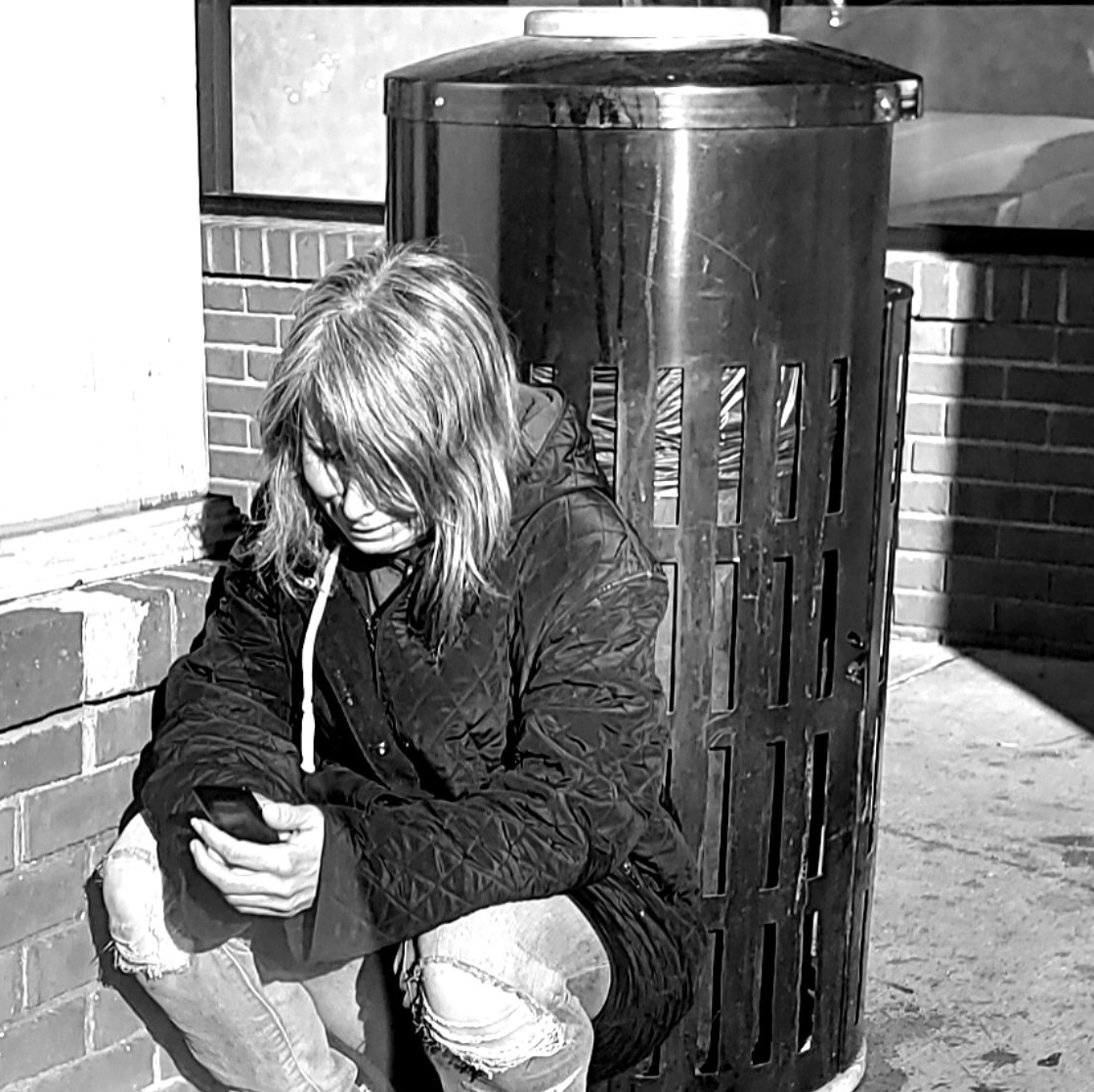 visuniformity's tweet photo. Despair
•
•
#highcontrast #blackandwhite #bnw #blackandwhitephotography #blackandwhitephoto #hoboken #NYC #urbanphotography #depression #dark #sad #people #woman #sadness #sad #cry #crying #weeping #visualuniformity https://t.co/1DBXNH0T6x