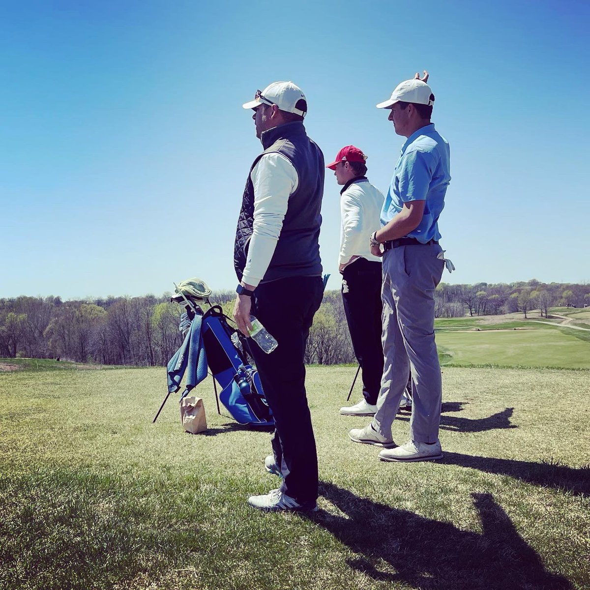 CoachKBayer's tweet image. Enjoyed my time on the course with Coach Moeller &amp;amp; @RockUGolf. Beautiful day at Paradise Pointe for the #GLVC men’s golf tournament. #RockU