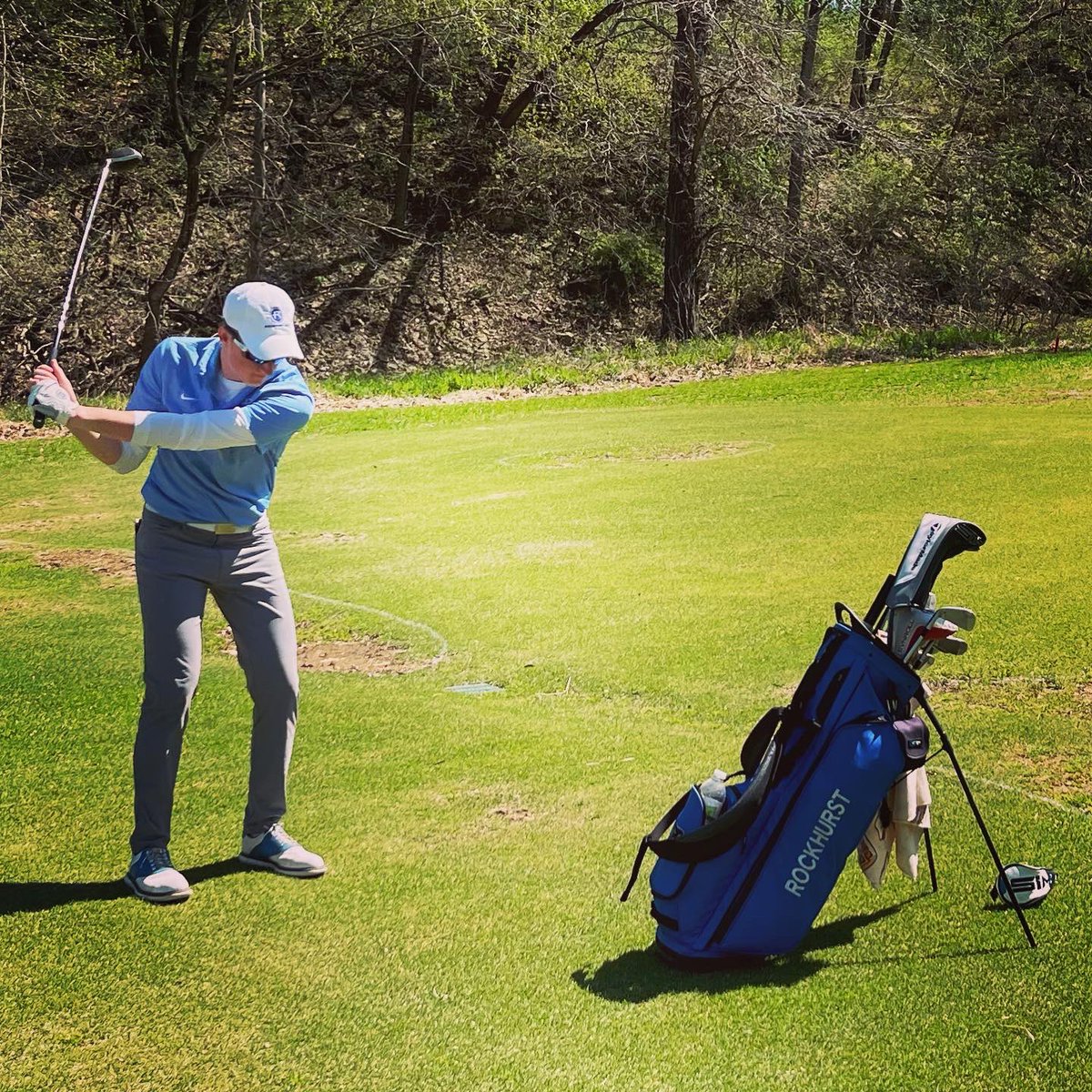 CoachKBayer's tweet image. Enjoyed my time on the course with Coach Moeller &amp;amp; @RockUGolf. Beautiful day at Paradise Pointe for the #GLVC men’s golf tournament. #RockU