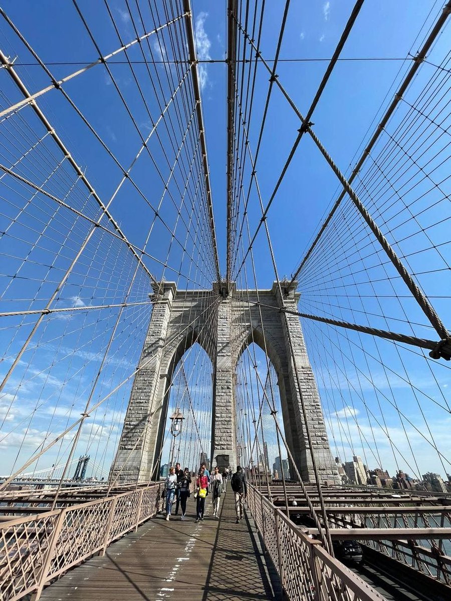 Brooklyn Bridge walk
#United States #Walking #Fitness #Attractions #bridge_Go_hug