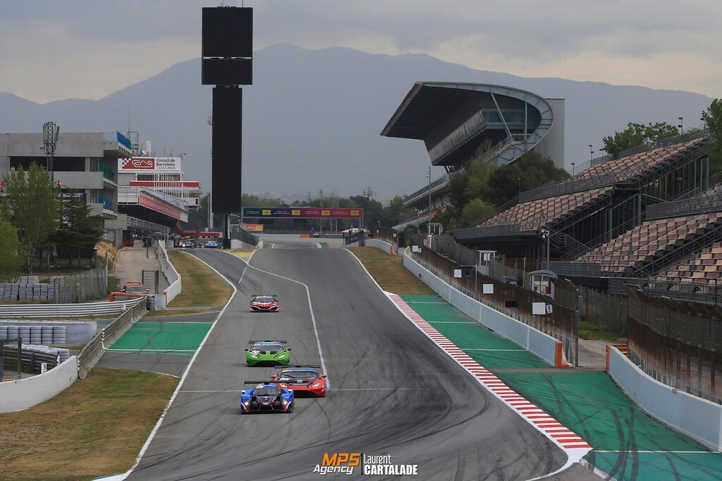 MPS__AGENCY: The <a href="/lemanscup/">Le Mans Cup</a> testday is in full swing here in an overcast Barcelona.

#lemanscup #lmc #mlmc #michelinlemanscup #endurance #autosport #motorsport #circuitdecatalunya #barcelona #racing #motorsportphotographer #lmp3 #gt3 

<a href="/lemanscup/">Le Mans Cup</a> <a href="/circui/">Michael Hoy</a>…
