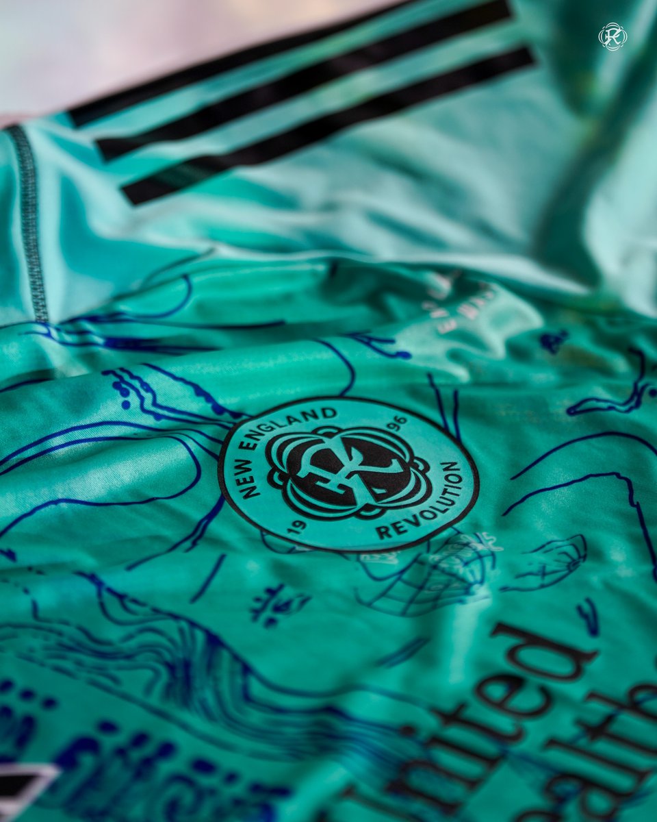 NERevolution's tweet image. One planet. One chance. 🌎♻️

Introducing this year’s One Planet Kit, made entirely out of Parley Ocean plastic! #greenergoals