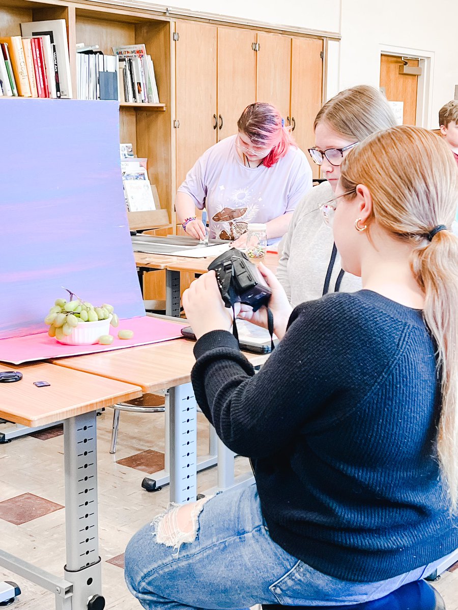 It’s the craziest time of year but also the best time in the art room. It’s Food Photography time!!! 📸🍒🍇🍓🍉🍋🍊 #salemwildcatpride