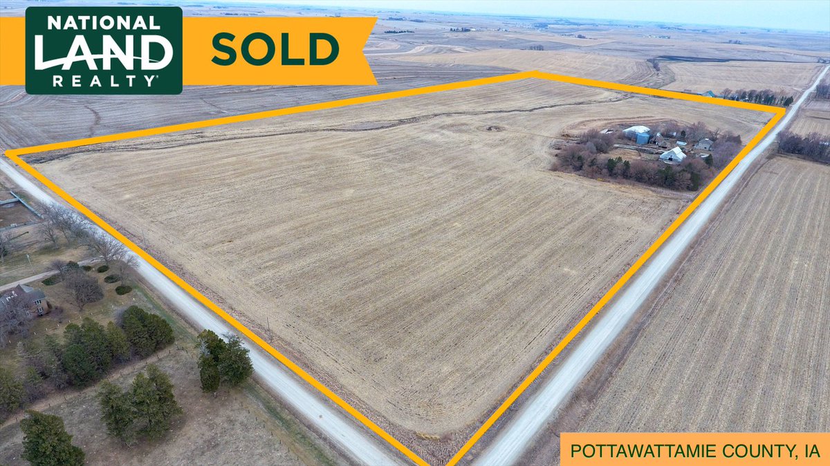 This was a special sale to be a part of. Helped a client purchase not only his first farm, but also his first home. One heck of an opportunity for a beginning farmer, and a very nice farm pushing  82+ CSR2. Congratulations to both the buyers and sellers!