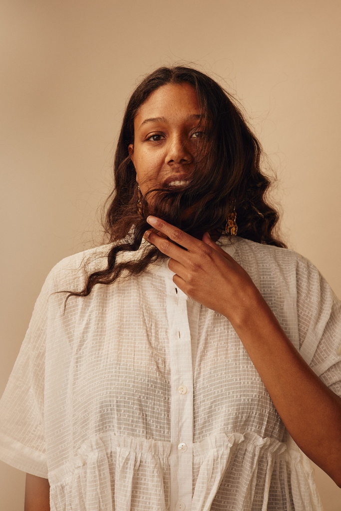 HollerCountry's tweet photo. Introducing @SongSuffragette stellar lineup for next month: Kezia Gill, Desirée Dawson, Marlene Oak, Zola Courtney, and Jeorgia Rose 🌟

Check them out here: https://t.co/bBYM1aXNuz

#SongSuffragettes #Holler https://t.co/zRNZapJgHY