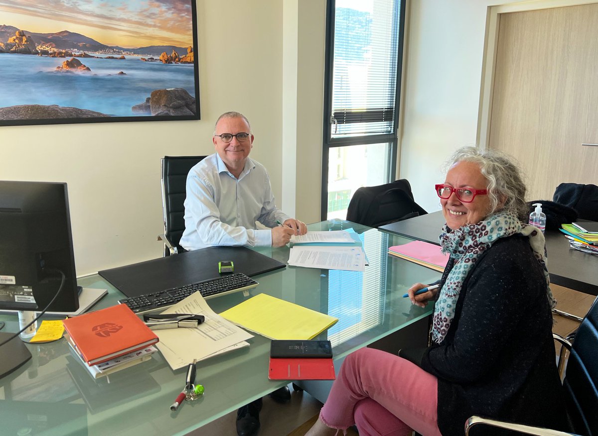 C_Sanfilippo's tweet photo. ✍️Signature de la Convention entre
@Prefet2A
@Capemploi_Corse
@agefiph_pacac
@FIPHFP
@PoleEmploiCorse

Elle s’inscrit dans la durée pour
🔸accompagner, 
🔸sécuriser et 
🔸insérer 
les personnes en situation de handicap.

#AvecPôleEmploi
#TousMobilisés
#OnEstLàPourVous https://t.co/ByeKnmQUER