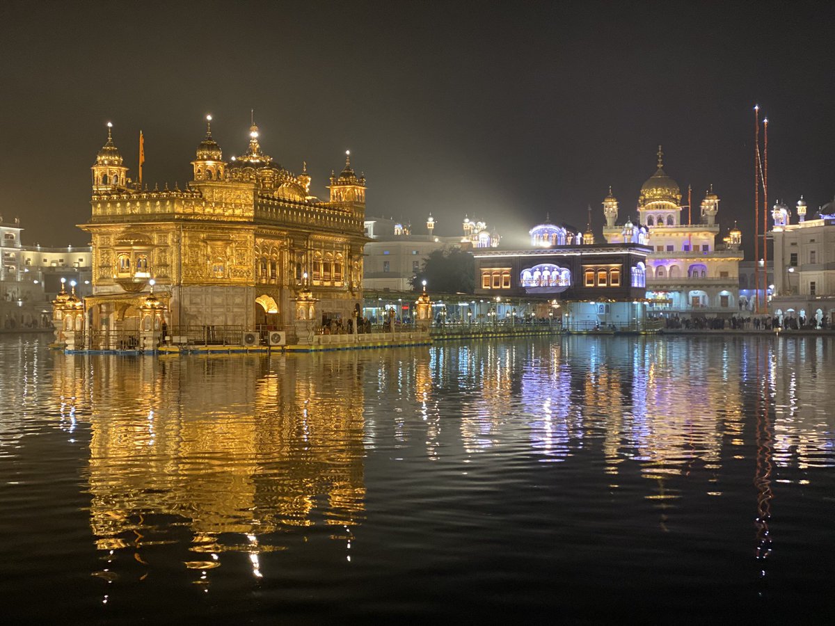 dashmeshpita's tweet photo. Sachkhand Sri Harmandir Sahib Ji ❣️ https://t.co/GGrNoNfEAO