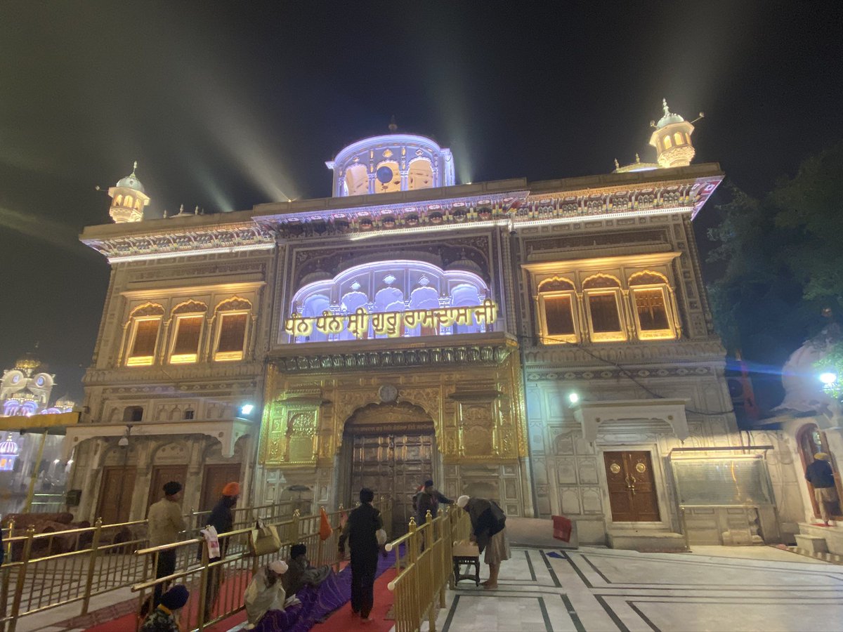 dashmeshpita's tweet photo. Sachkhand Sri Harmandir Sahib Ji ❣️ https://t.co/GGrNoNfEAO